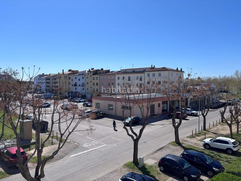 Foto f8119c69-c79a-4f43-8950-b981fe3457ad. Pis amb calefacció a Alberes Empuriabrava