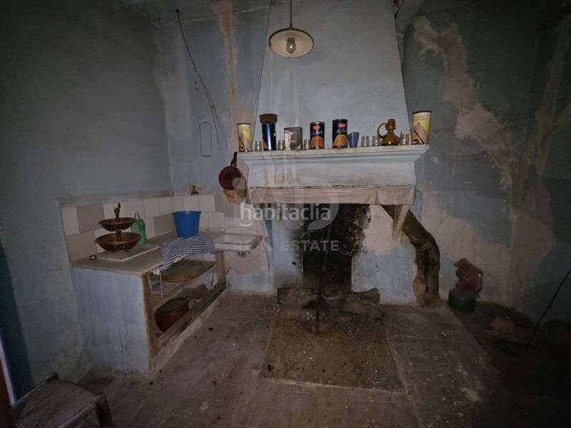 Foto 2e6491a8-36d5-45c4-a76c-5ebb5c06c111. Edifici a Ascó