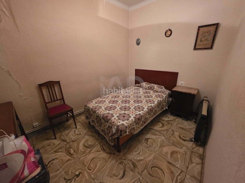 Foto 33d30bd8-5b2d-4834-9d49-b5c39cd338c6. Edifici a Ascó