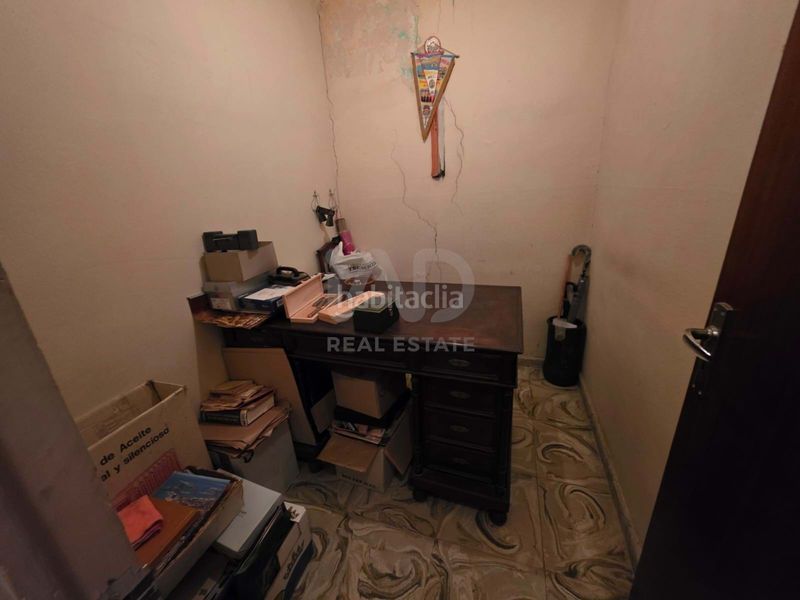 Foto 64a7c67e-561d-4c6e-ae79-e17bda5f4494. Edifici a Ascó