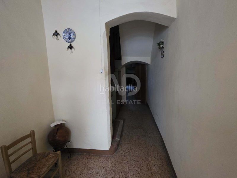 Foto 74850cd7-7da0-41a9-8700-e2851ae7dc78. Edifici a Ascó