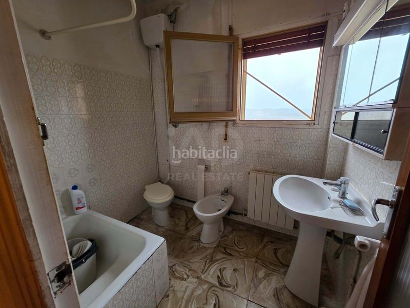 Foto 903e93ec-e808-4107-abbe-5f424bf9833a. Edifici a Ascó