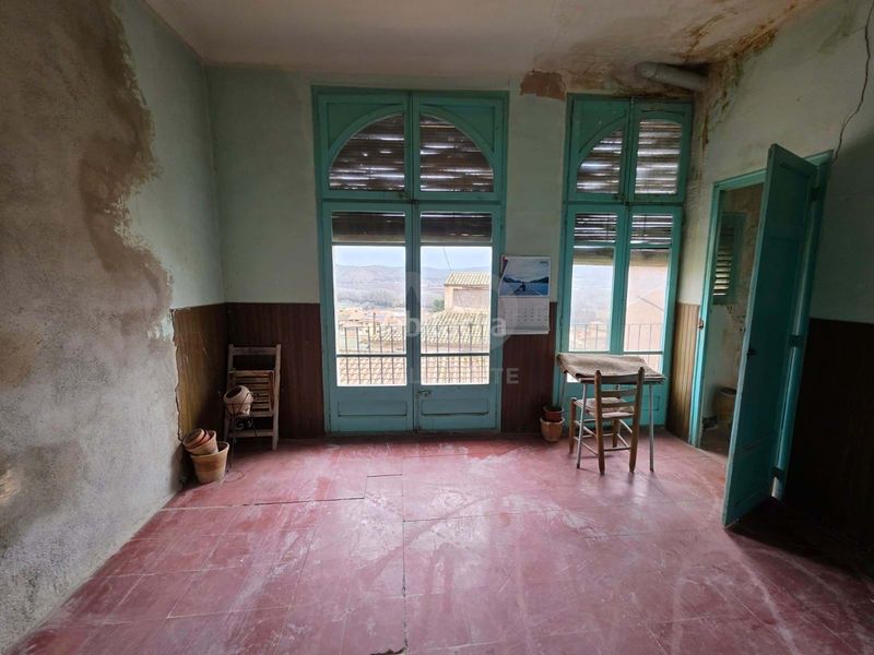 Foto a1145a9e-ecef-4774-9843-3cff5fd3d14c. Edifici a Ascó