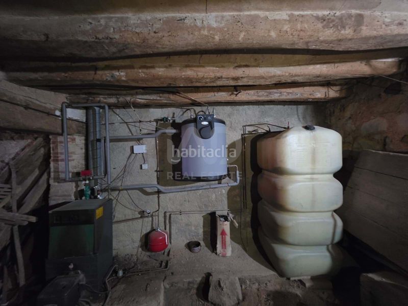 Foto ae491211-63a0-4d42-9e6d-a1f119512745. Edifici a Ascó