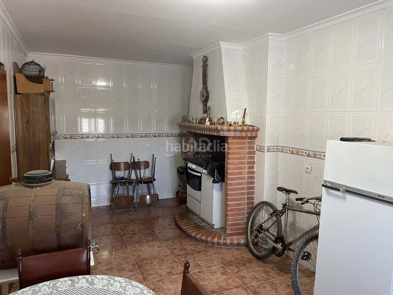 Foto 0c6aab97-107f-4010-aab1-c57e292d36e0. Masia amb aparcament a Montejícar