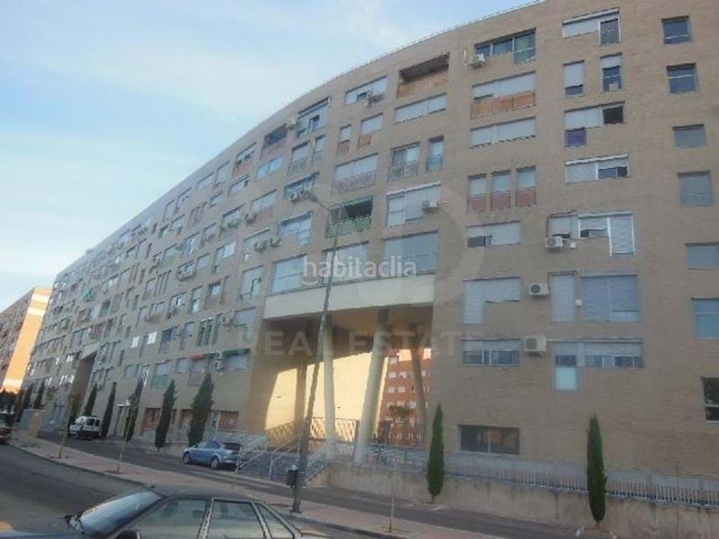 Foto babf8d4a-72a7-458c-bfe1-187780fd932e. Local comercial a Parla este Parla