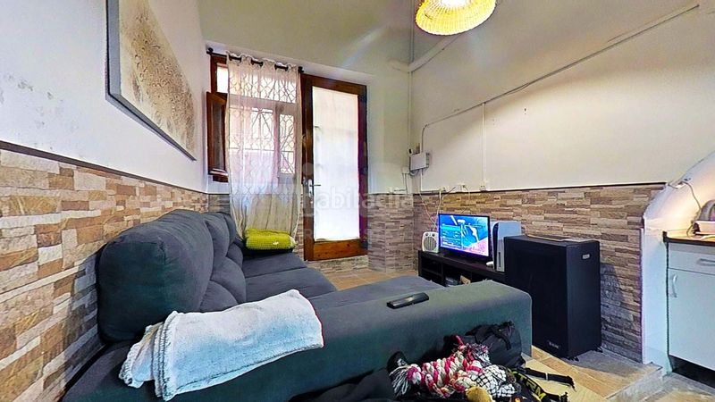 Foto 177ed769-9a33-4a48-a513-d52604ed7324. Edificio en Alcover