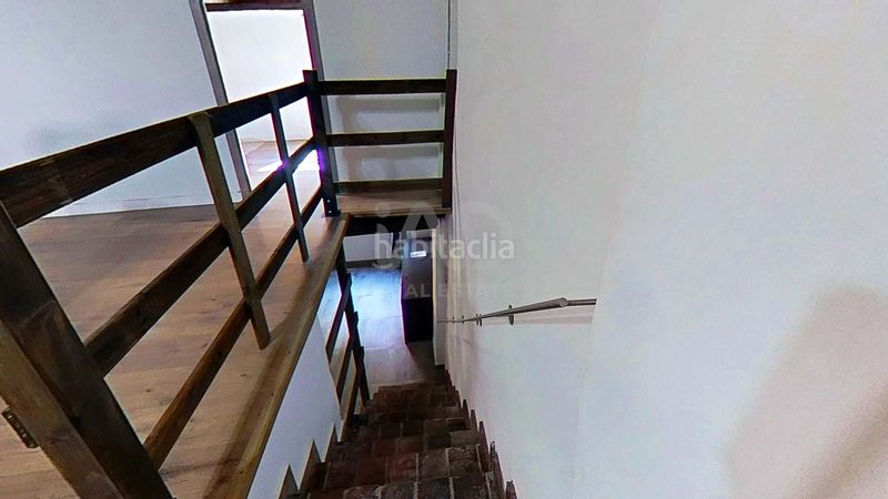 Foto b364754a-eccd-48a1-a2bb-78a9e43c789b. Edificio en Alcover
