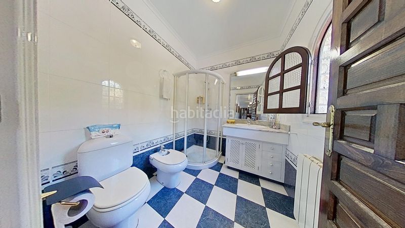 Foto 4e3d7838-2196-4895-82b1-afb0e12390f8. Xalet amb calefacció aparcament piscina a calas Santa Pola este Santa Pola