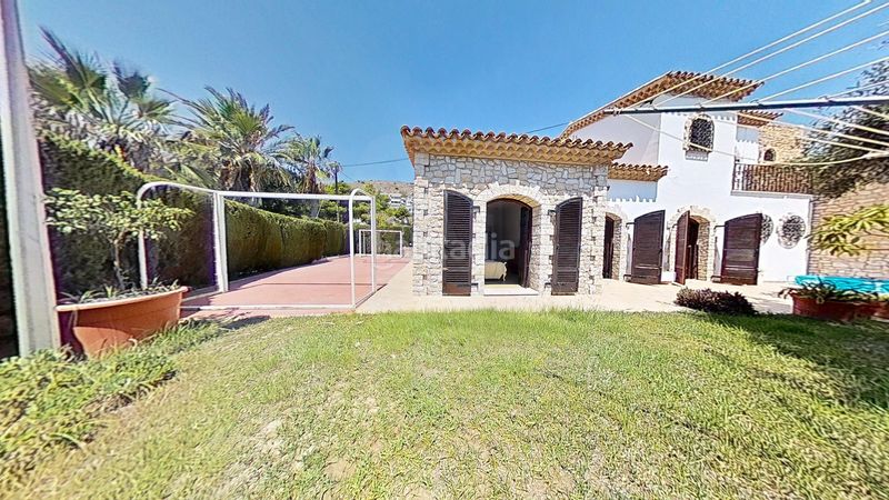 Foto 57fb8997-18ea-445d-ba87-d43a6467c3d8. Xalet amb calefacció aparcament piscina a calas Santa Pola este Santa Pola