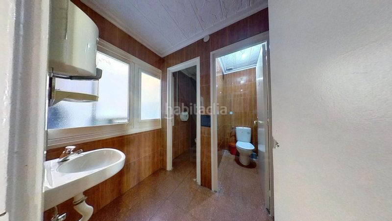 Foto 1f318e79-039a-415e-b4b9-efa014f51f8d. Local comercial a Ca n'Oriac Sabadell