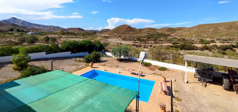 Foto f4b804d9-6704-4a6a-894b-704cdd8e2b15. Casa amb aparcament piscina a Sorbas