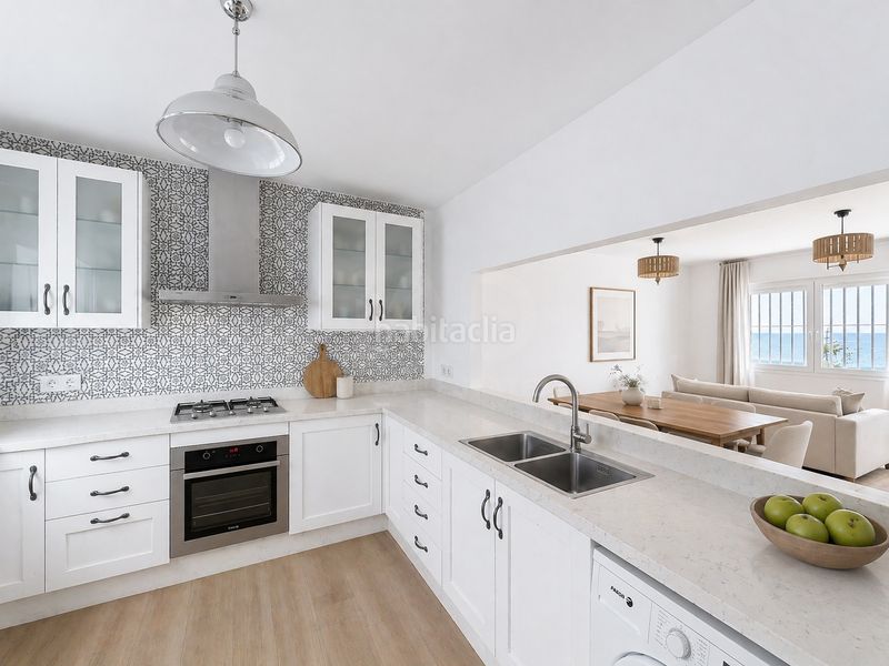 Foto f2ee0b4b-e6a9-4ee1-bc67-a063b2de58d0. Casa a Lagos