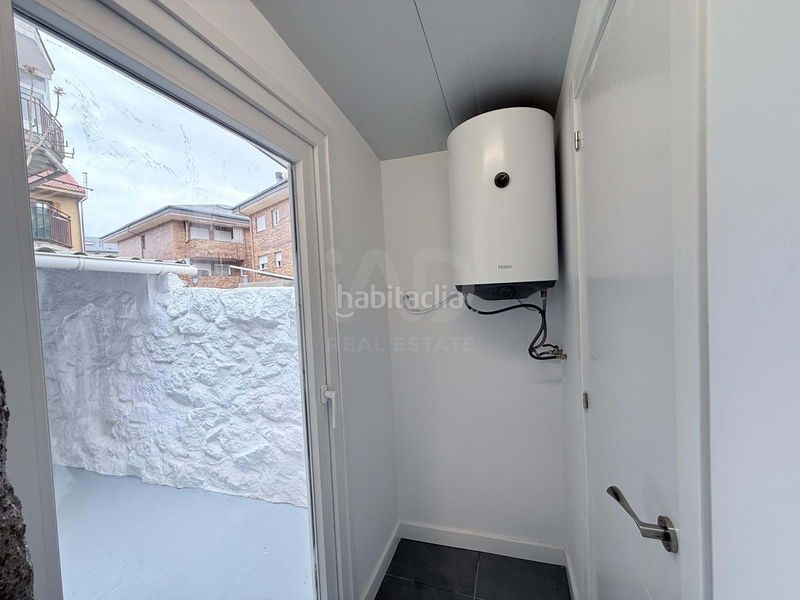 Foto adc9564a-9bb1-434e-b244-3f624ec25fd0. Casa aparellada amb calefacció a Casa Amarilla Galapagar
