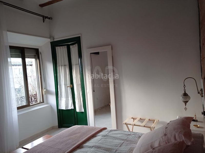 Foto bdfe083d-d9f5-42f8-9b88-9cfc4d92e1f5. Piso en La Calzada - La Florida Sevilla