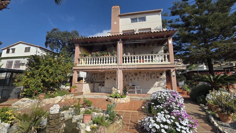 Foto 881cf105-d66f-4b28-8659-b471dbdd8186. Casa en Bellvei