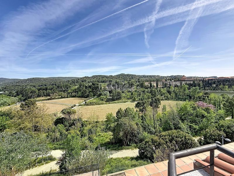 Foto 85ad81fd-ba9a-4b61-9948-6928699fb18b. Dúplex amb calefacció piscina a Sant Sadurní d´Anoia