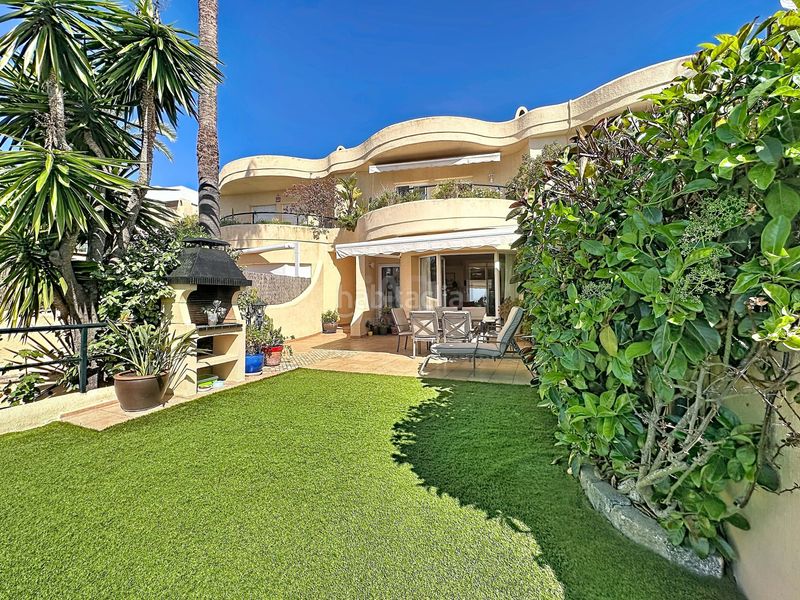 Foto 1573ff5d-da40-4f39-a5cb-9c632fa35580. Casa aparellada amb calefacció aparcament piscina a Sitges