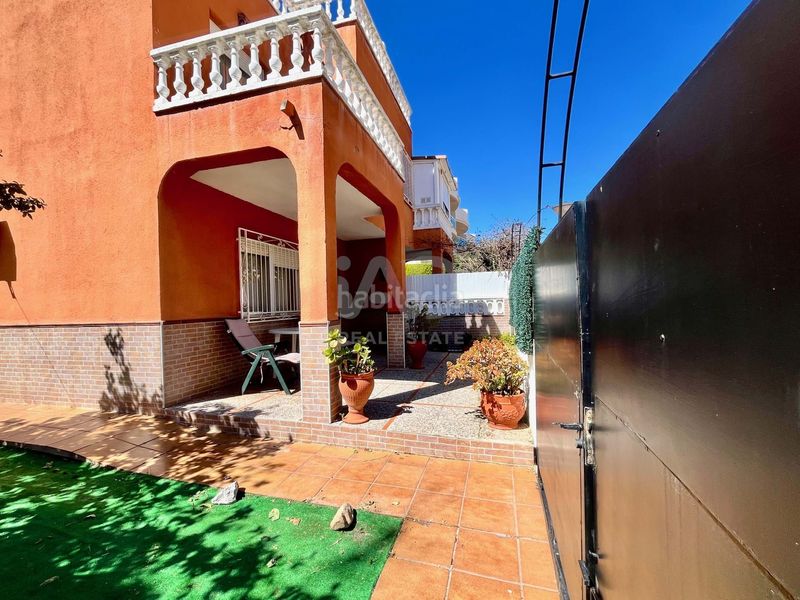 Foto a8b7f1ea-1551-41dc-b5a2-128bd9c879a4. Casa amb calefacció a Playa Morros de Gos Oropesa del Mar