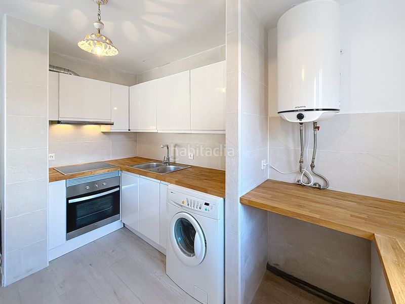 Foto 085d667a-5423-4acb-ac94-15337a79483c. Pis amb calefacció a port de Pollença Pollença