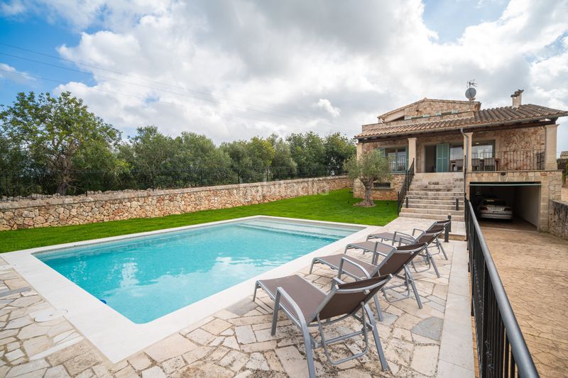 Foto 5846888c-1e78-4e1e-b4b6-8923701c6827. Casa amb calefacció aparcament piscina a Sineu