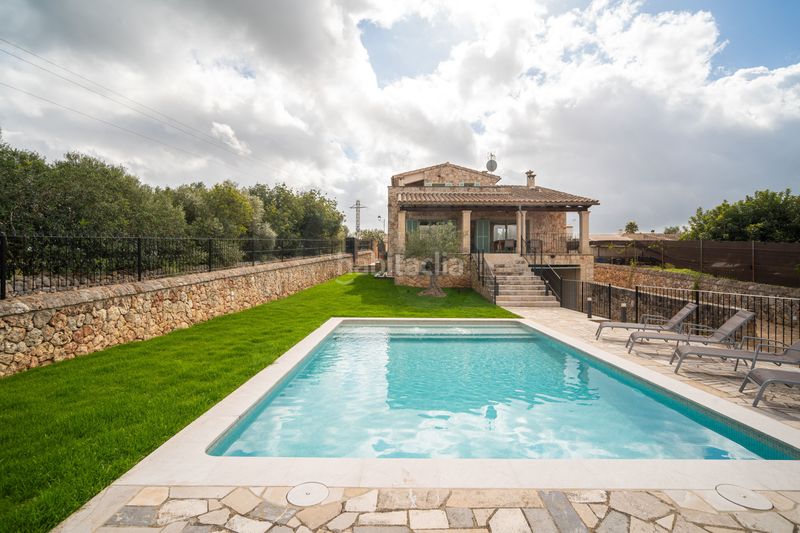 Foto da1e4404-ed88-478b-a36f-ce8eb8ed29e4. Casa amb calefacció aparcament piscina a Sineu