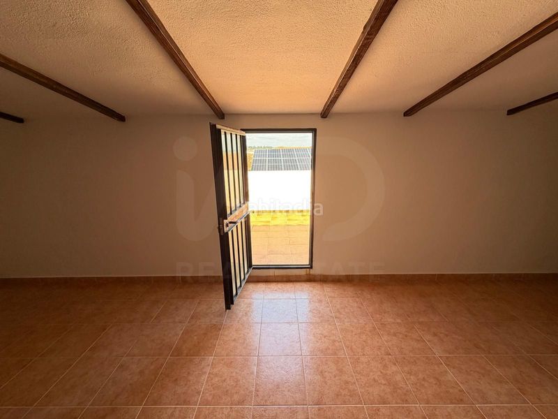 Foto 6eee2d21-07ff-4f37-a449-2d9245eef623. Casa en Lepe
