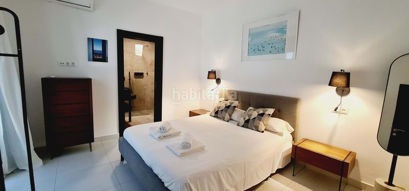 Foto 4bad0db0-63b4-46e6-b428-d7ca653d6276. Edifici a Centro Estepona