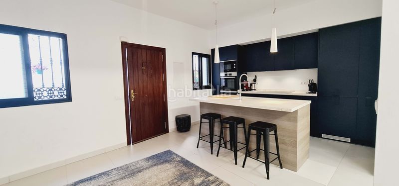 Foto ae04b554-e1f1-43c0-b775-a7b50cd0a7b8. Edifici a Centro Estepona