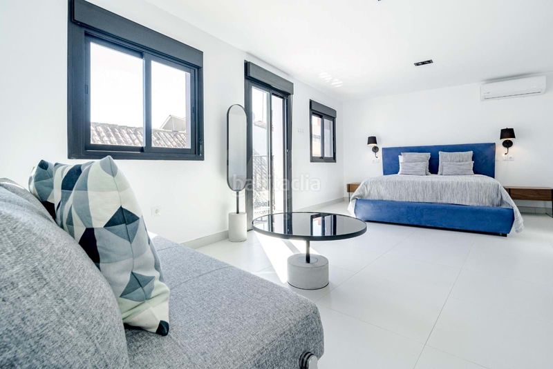 Foto b16c3c89-31a2-40a7-8d0d-d296d9b72abf. Edifici a Centro Estepona