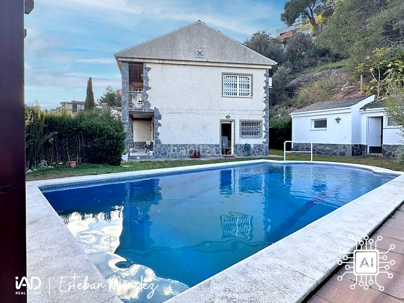 Foto addb181e-d510-46a9-8249-acb4c7536748. Casa en Sant Feliu de Codines