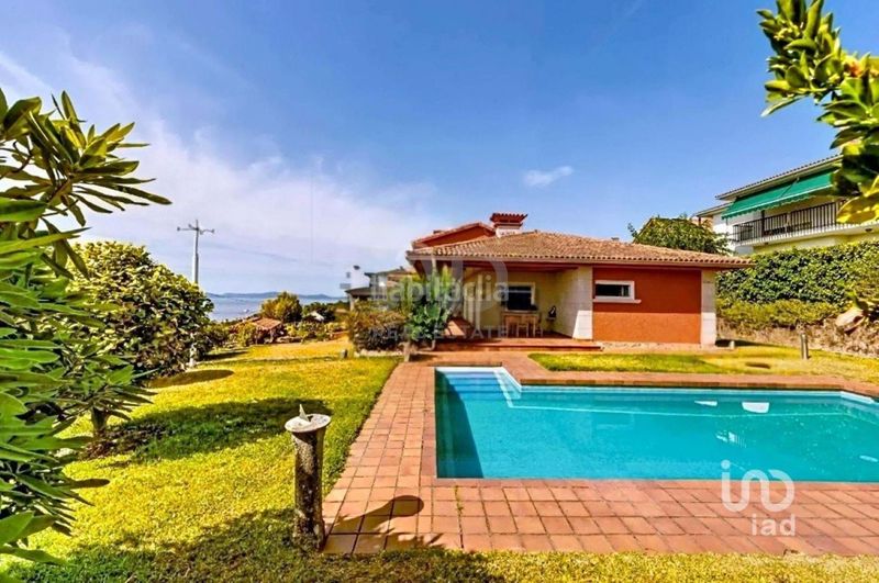 Foto 42b38fed-8e1e-4a66-bd9f-92d15fc5d754. Casa a calle rua carballeza 6 6 6 a Panxón Nigrán