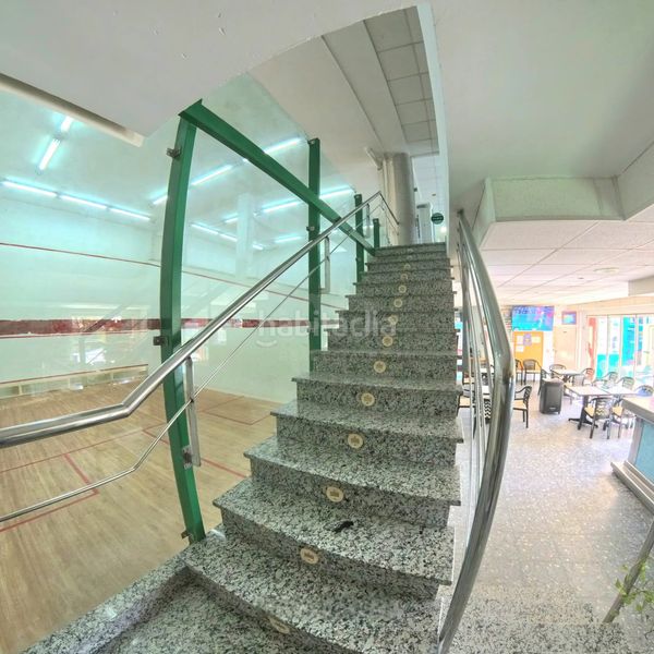 Foto 891e8f24-727e-4eab-bca3-afce75d8cfd8. Edificio in Malgrat de Mar