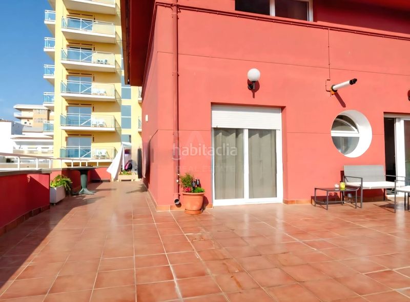 Foto 90017f36-9a4e-45ca-b0f6-4d040c499033. Edifici a Malgrat de Mar