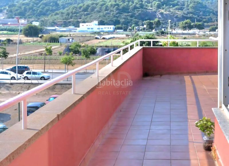 Foto d5253089-038c-4a95-ac2c-07b81f2fd000. Edifici a Malgrat de Mar