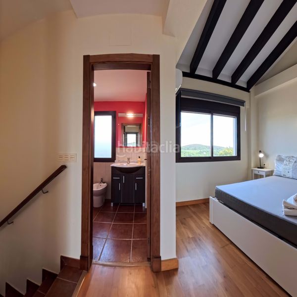 Foto 84eaa3c0-d23d-4bb5-b1e0-892d4abdee24. Casa en calle ue sector 10 1 en Ronquillo (El)