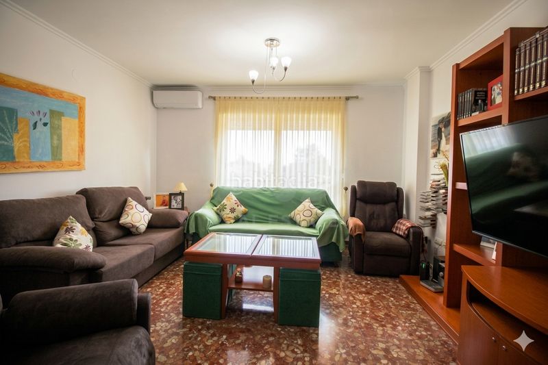 Foto e5f095e2-a407-4e1b-81fb-96837c01441d. Pis amb calefacció a Oliva pueblo Oliva