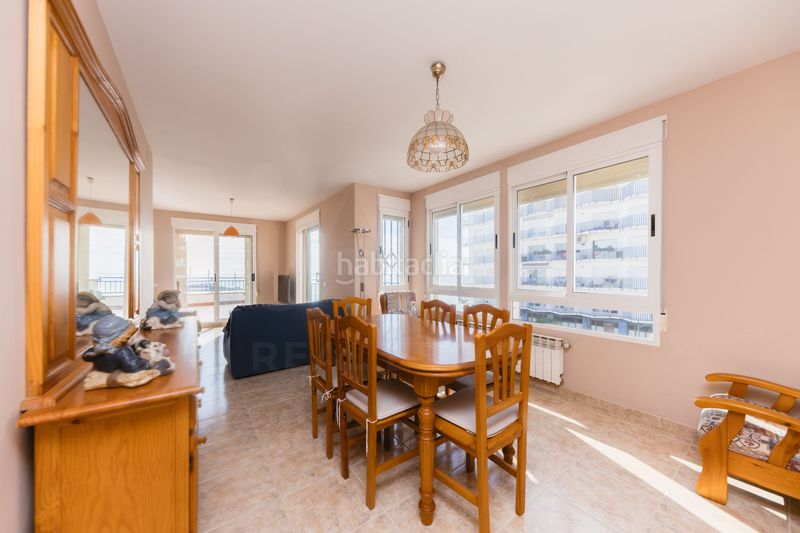 Foto 7ce5e5c1-f8ca-44c3-a9cb-cd216f6a01e5. Edificio en Ampolla (L´)
