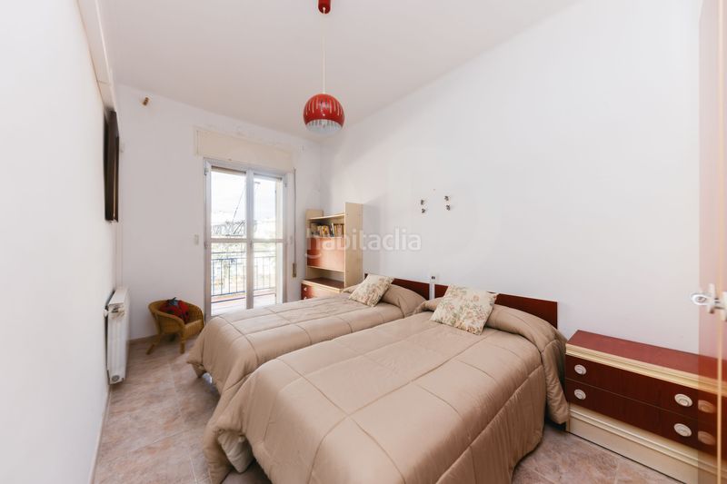 Foto 8fa45200-871d-49db-9f8b-6fd5063f413a. Edificio en Ampolla (L´)