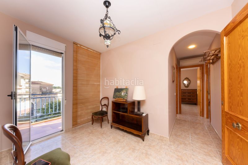Foto a50e7a16-0d83-403b-88f7-a6f3f4d26efe. Edificio en Ampolla (L´)