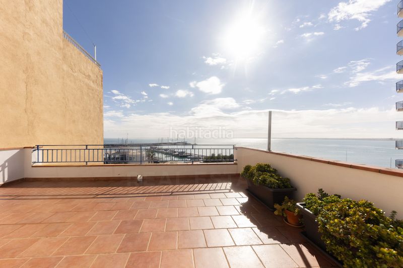 Foto c3330c04-c6e3-42d8-9059-a3c17082200e. Edificio en Ampolla (L´)