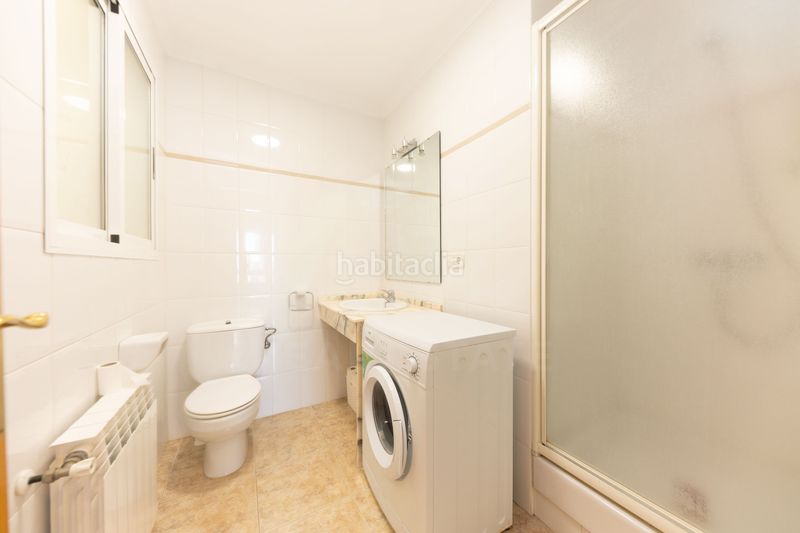 Foto fe6a5560-b367-4e3f-a7df-25750e2a8e98. Edificio en Ampolla (L´)