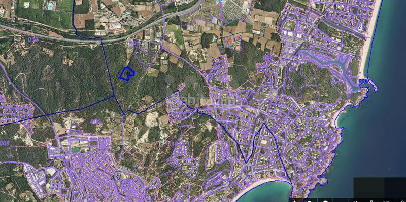 Foto d75da72a-c6a0-482c-be4d-5a4c85a3ddd1. Finca rústica en Castell d´Aro