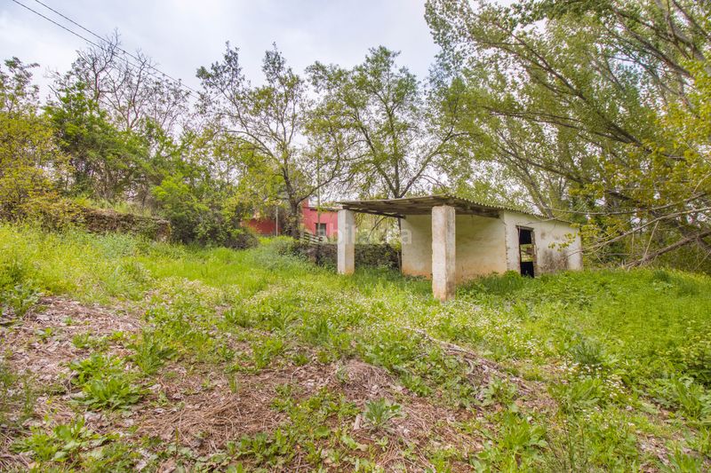 Foto e4a7bd28-2adc-4003-aef5-b51334cd24e7. Finca rústica a Galaroza