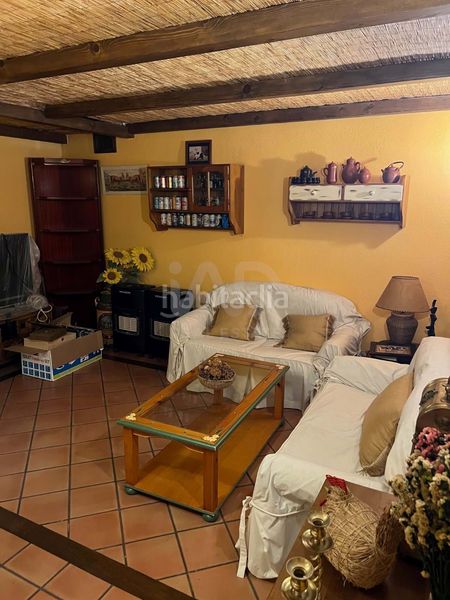 Foto 1353351f-3854-4326-9c26-a87de5cc34df. Chalet en Simancas