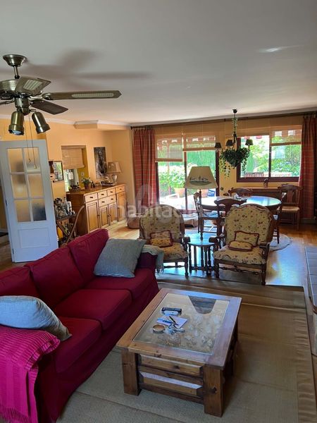 Foto 2ce9571a-14eb-4c5f-b66d-d50137099c81. Chalet en Simancas