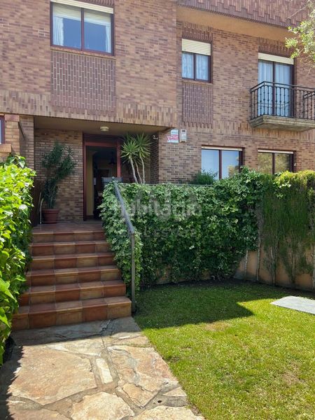 Foto 3b9b5ae9-b9d7-4b41-889c-78978080cdfe. Chalet en Simancas