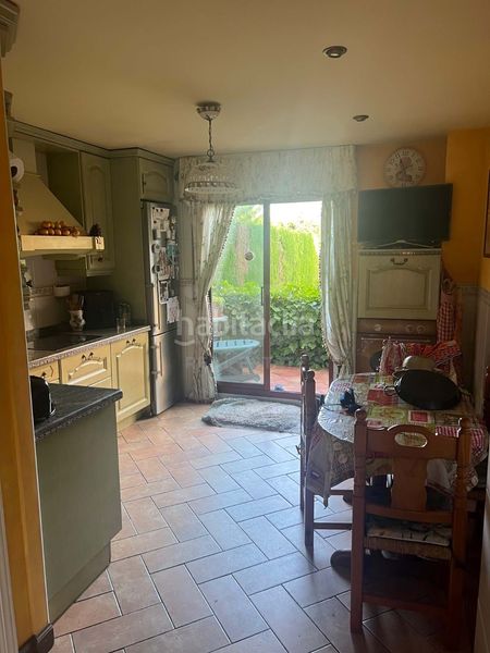 Foto 476aa8fb-5f6b-49b9-8242-496c5bb3e2c6. Chalet en Simancas