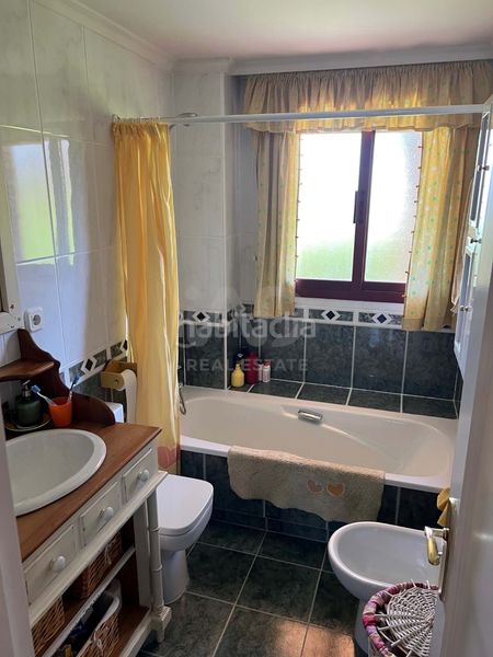 Foto 7a1b74a8-2324-4551-8803-d1a9988588c7. Chalet en Simancas