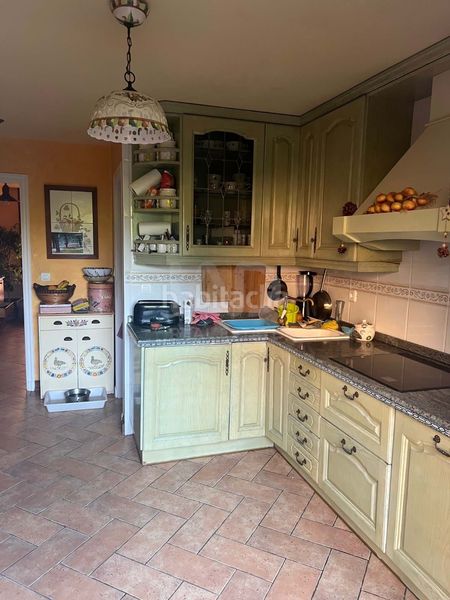 Foto e0753653-fa5c-48a3-803f-eaa2cbb666fd. Chalet en Simancas